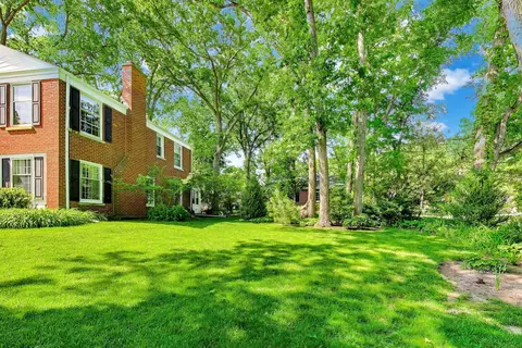 Exterior - 491 Drexel Ave, Glencoe, IL 60022 photo 2 of 8