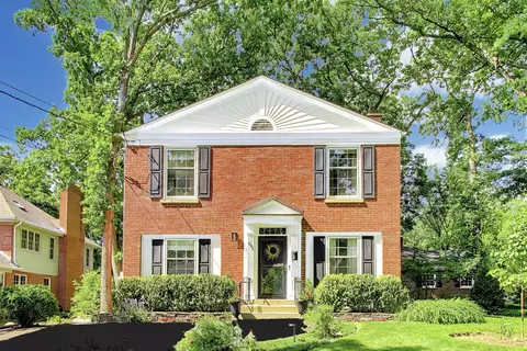 491 Drexel Ave, Glencoe, IL 60022