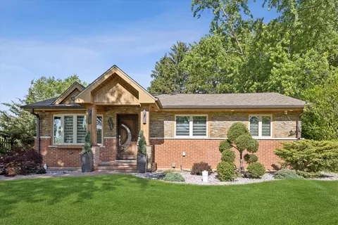 7730 Brookhaven Ave, Darien, IL 60561