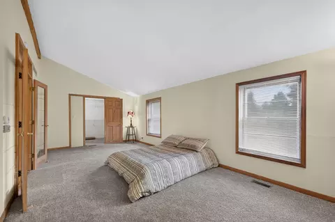 Bedroom - 30 W722 Smith Rd, Wayne, IL 60184 photo 2 of 8