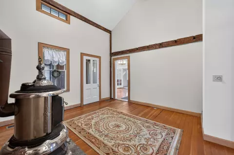 Entry Way - 30 W722 Smith Rd, Wayne, IL 60184 photo 3 of 11