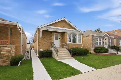5748 S Kenneth Ave, Chicago, IL 60629