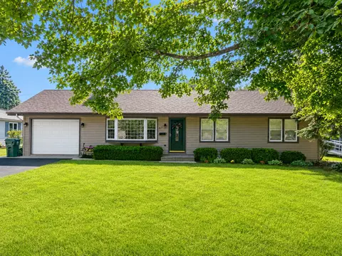417 S Plum Grove Rd, Palatine, IL 60067