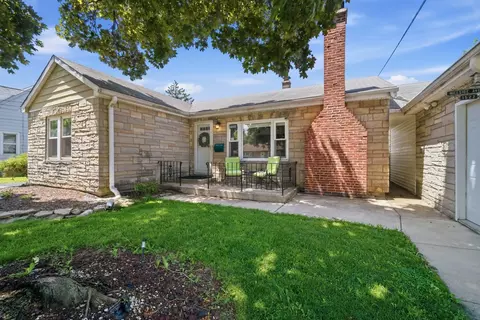 Exterior - 1522 N Hillside Ave, Berkeley, IL 60163 photo 2 of 6