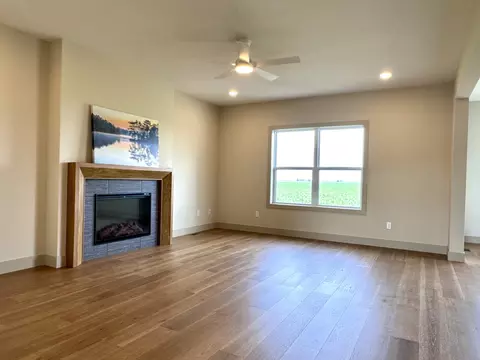 3635 Cabernet Ct, Normal, IL 61761 photo 3
