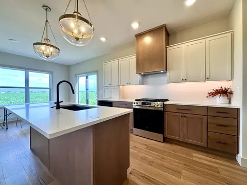 3635 Cabernet Ct, Normal, IL 61761 photo 5