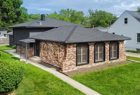 18013 Park Ave, Lansing, IL 60438