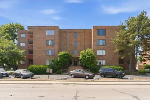 6401 Pershing Rd #105, Stickney, IL 60402