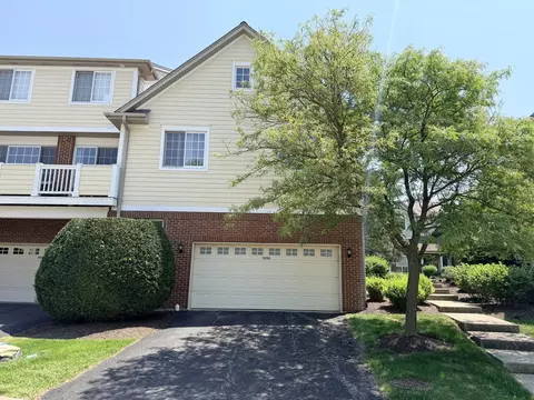 10705 Gigi Dr, Orland Park, IL 60462