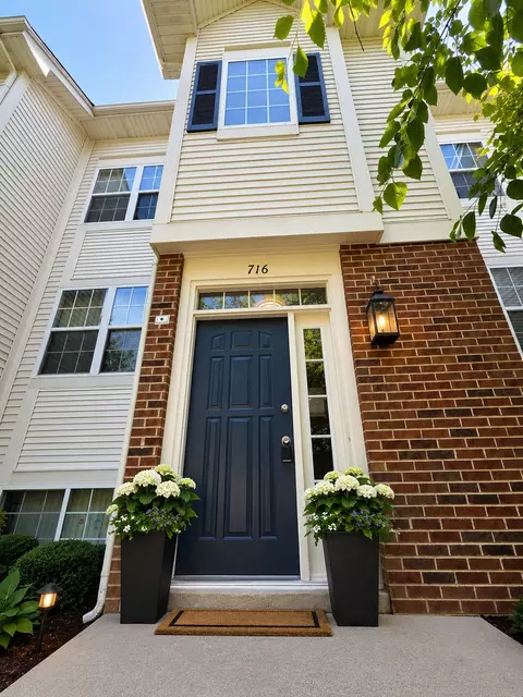 716 River Mill Pkwy, Wheeling, IL 60090