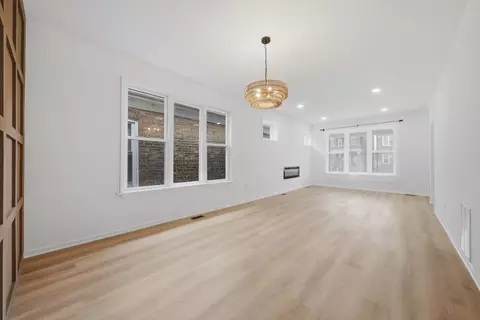 Living - 6029 S Artesian Ave, Chicago, IL 60629 photo 5 of 6