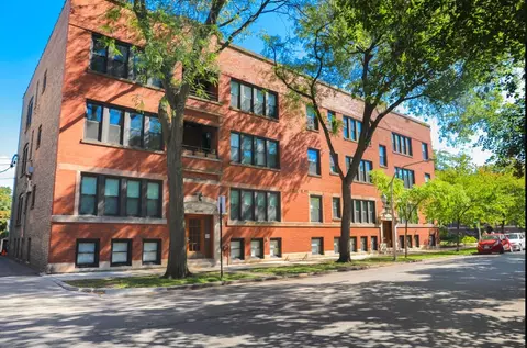 6711 N Lakewood Ave #2N, Chicago, IL 60626