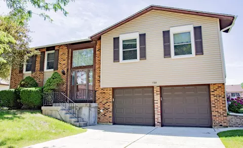 750 Michigan Ln, Elk Grove Village, IL 60007
