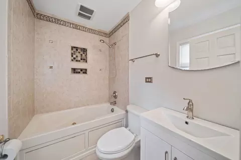 Bath - 1530 Central Ave, Deerfield, IL 60015 photo 2 of 3