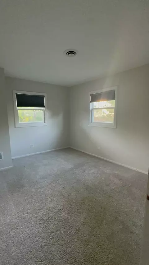 Bedroom - 1530 Central Ave, Deerfield, IL 60015 photo 3 of 3