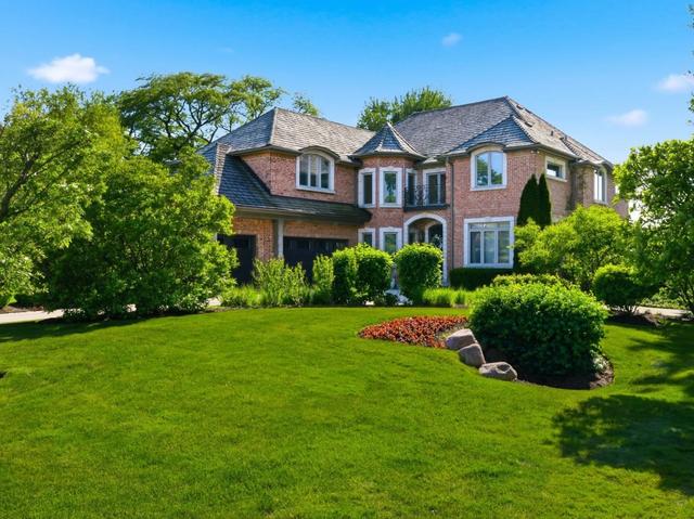 809 Edgemont Ln, Park Ridge, IL 60068