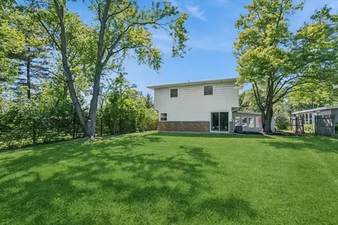 Exterior - 453 Tomahawk St, Park Forest, IL 60466 photo 3 of 4