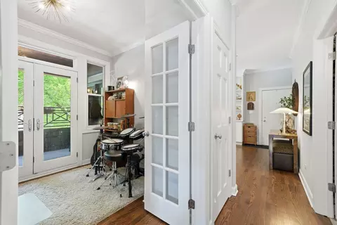 Entry Way - Undisclosed, Chicago, IL 60657 photo 1 of 1