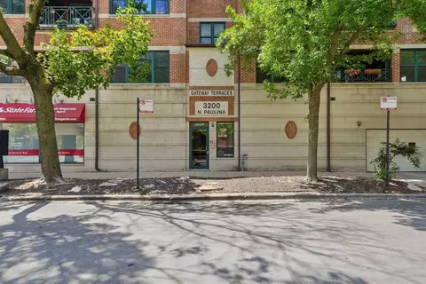 Other - Undisclosed, Chicago, IL 60657 photo 2 of 7
