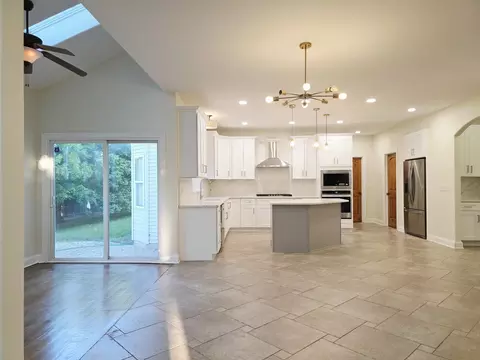 Kitchen - Undisclosed, Plainfield, IL 60585 photo 1 of 7