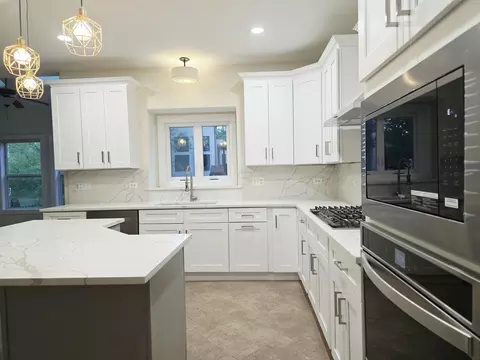 Kitchen - Undisclosed, Plainfield, IL 60585 photo 7 of 7
