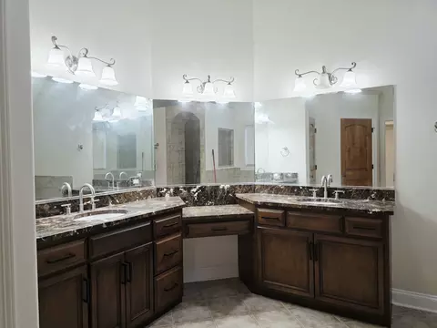 Bath - Undisclosed, Plainfield, IL 60585 photo 4 of 7