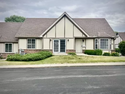 1820 Willow Circle Dr #1820, Crest Hill, IL 60403