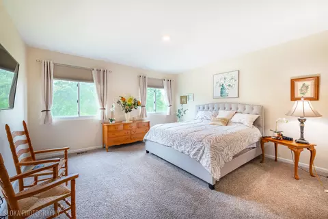 Bedroom - 1902 Doolin Ave, Mchenry, IL 60050 photo 1 of 5