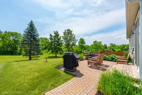 Exterior - 1902 Doolin Ave, Mchenry, IL 60050 photo 4 of 10