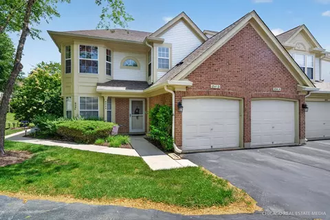 634 Village Rd #B, Crystal Lake, IL 60014