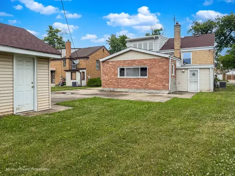 Exterior - 2616 S 11th Ave, Broadview, IL 60155 photo 2 of 2