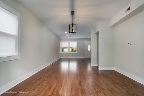 Living - 2616 S 11th Ave, Broadview, IL 60155 photo 3 of 4