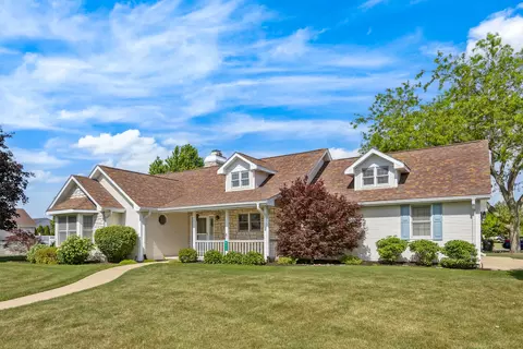511 S Poplar St, Manteno, IL 60950