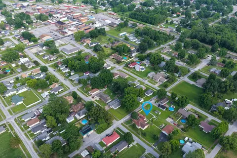 View/Area - 602 W Ray Ave, Christopher, IL 62822 photo 6 of 6