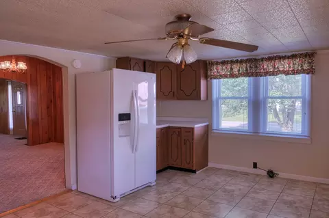 Kitchen - 602 W Ray Ave, Christopher, IL 62822 photo 6 of 8