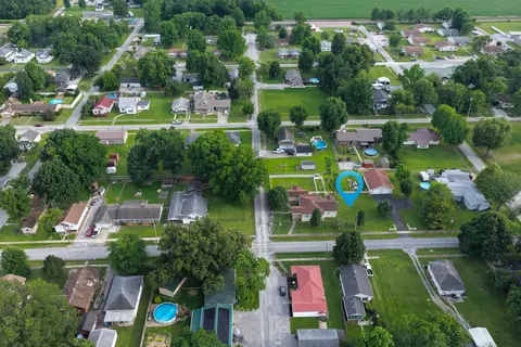 View/Area - 602 W Ray Ave, Christopher, IL 62822 photo 5 of 6