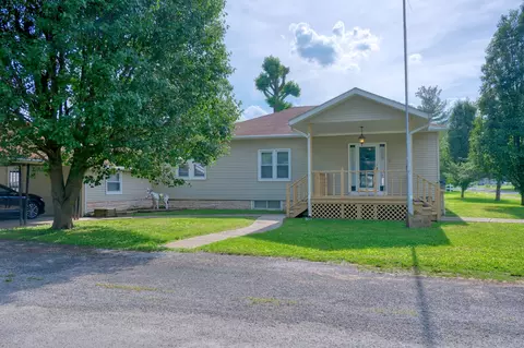 Other - 602 W Ray Ave, Christopher, IL 62822 photo 7 of 13