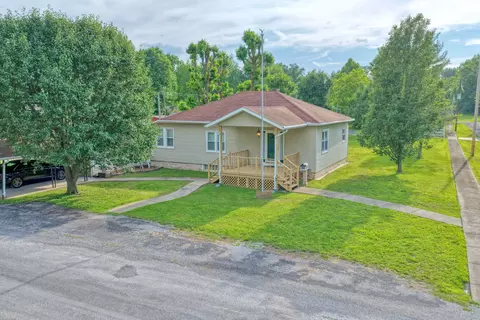 Other - 602 W Ray Ave, Christopher, IL 62822 photo 3 of 13