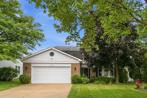 1022 Hobson Dr, Buffalo Grove, IL 60089