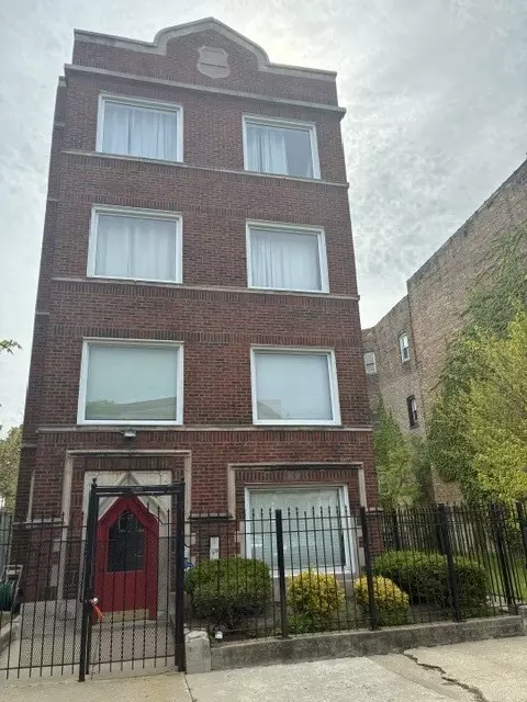 5321 S Michigan Ave #3, Chicago, IL 60615