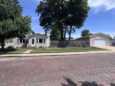 408 Elm St, Streator, IL 61364