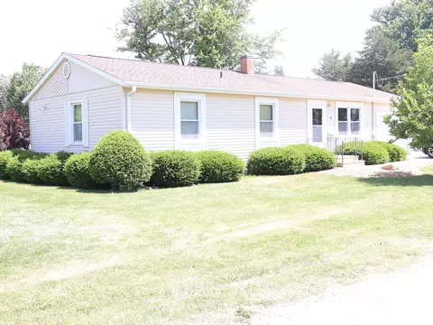 312 Dixon St, Streator, IL 61364