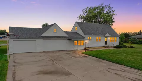 408 E South Court St, Chatsworth, IL 60921