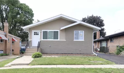 2853 140th Pl, Blue Island, IL 60406