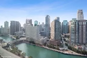 View/Area - 363 E Wacker Dr #2708, Chicago, IL 60601 photo 2 of 5