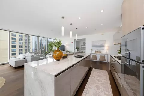 Kitchen - 363 E Wacker Dr #2708, Chicago, IL 60601 photo 4 of 7