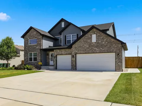27329 W Deer Hollow Ln, Channahon, IL 60410