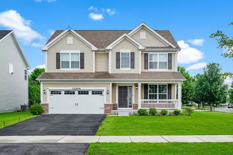 12404 S Blue Water Pkwy, Plainfield, IL 60585