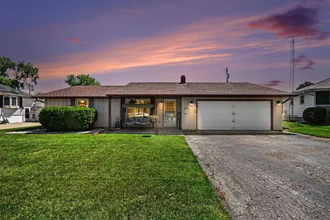 106 Key Ct, Joliet, IL 60435