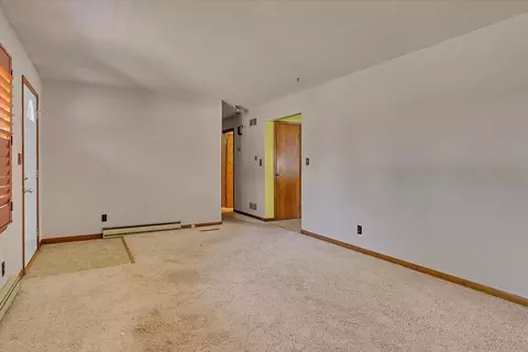 Living - 904 Obrien St, Harvard, IL 60033 photo 3 of 5